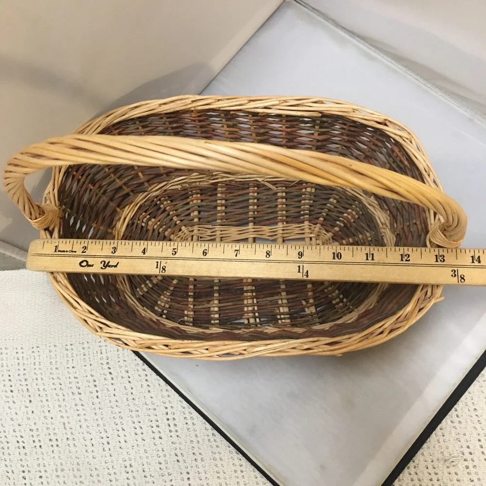 Unbranded handcrafted oval